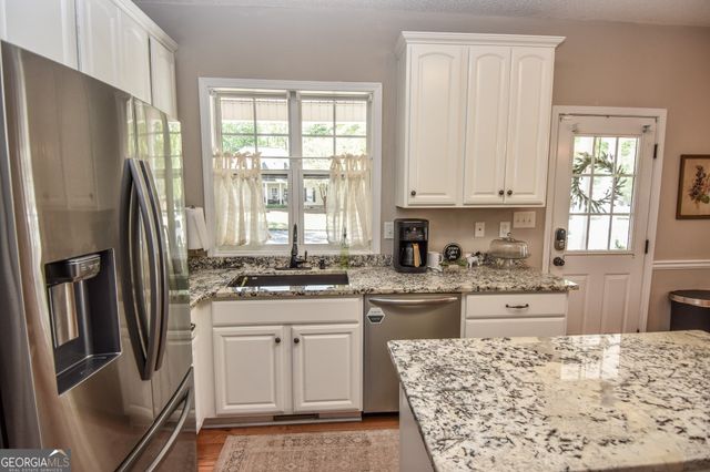 102 Paul Circle, Griffin, GA 30224