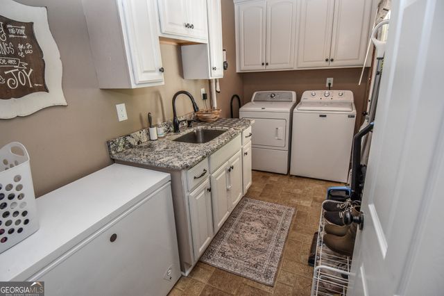 102 Paul Circle, Griffin, GA 30224