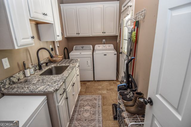 102 Paul Circle, Griffin, GA 30224