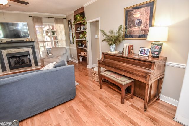 102 Paul Circle, Griffin, GA 30224