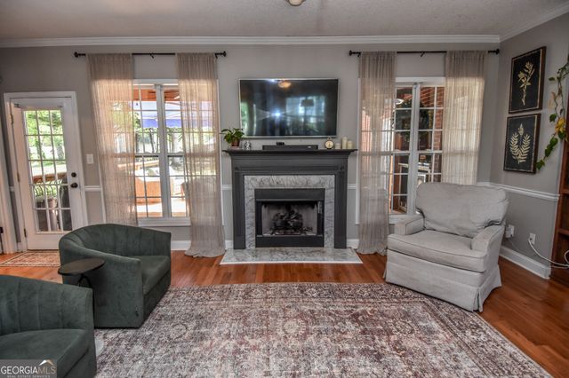 102 Paul Circle, Griffin, GA 30224