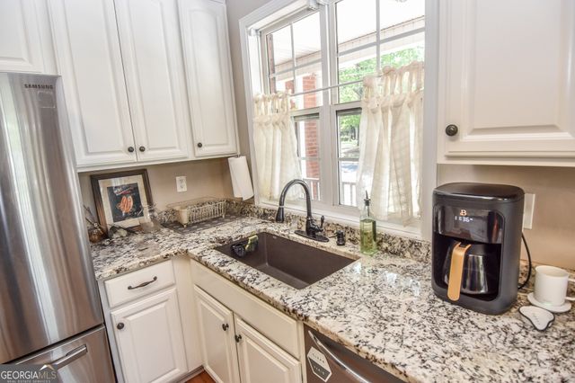 102 Paul Circle, Griffin, GA 30224