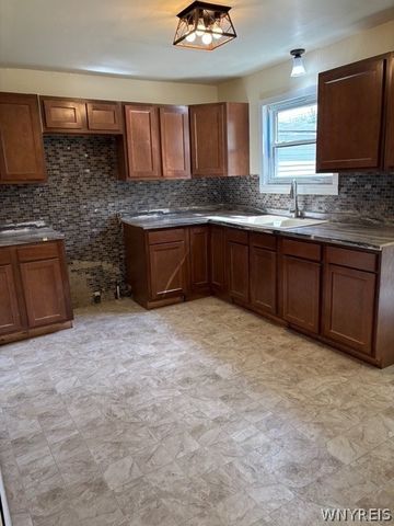 55 Awood Place, Cheektowaga, NY 14225