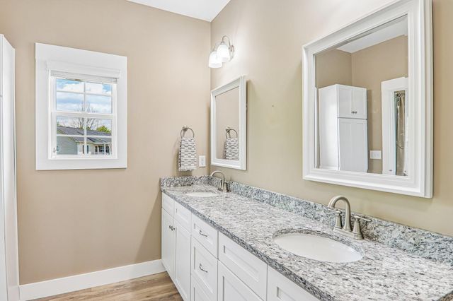 464 Riverwind Drive, Hendersonville, NC 28739
