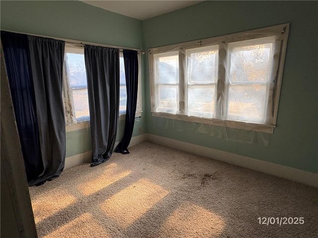 605 N Vine Street, Maryville, MO 64446