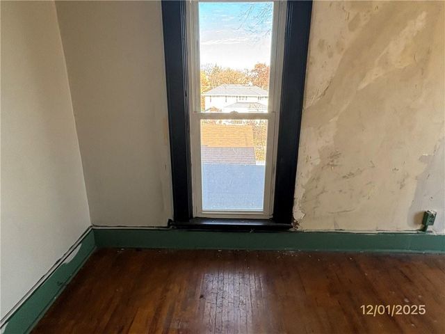 605 N Vine Street, Maryville, MO 64446