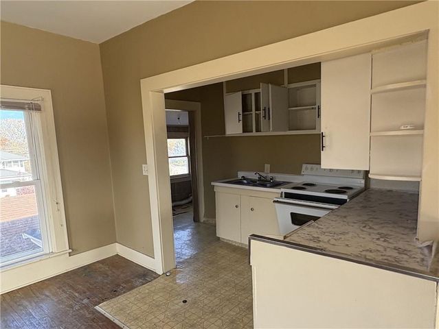 605 N Vine Street, Maryville, MO 64446