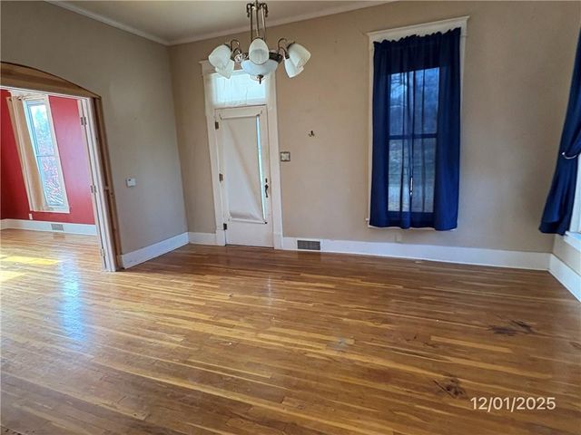 605 N Vine Street, Maryville, MO 64446