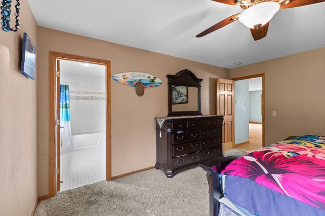 20075 Uplander Street NW, Oak Grove, MN 55011