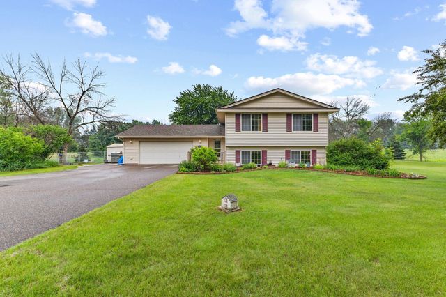 20075 Uplander Street NW, Oak Grove, MN 55011
