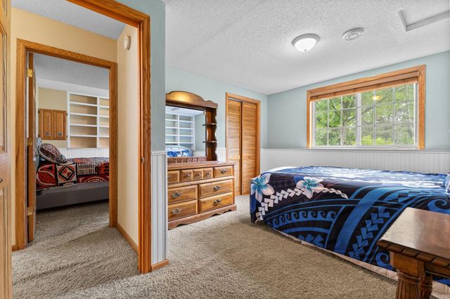 20075 Uplander Street NW, Oak Grove, MN 55011