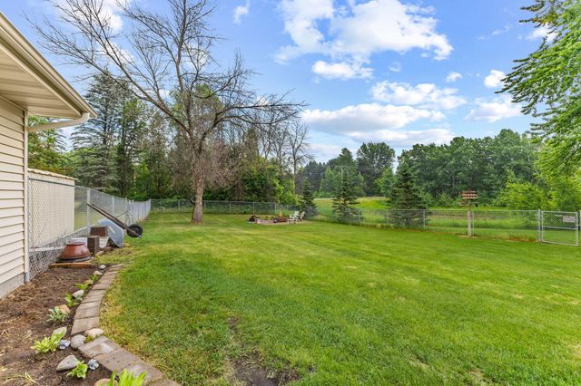20075 Uplander Street NW, Oak Grove, MN 55011