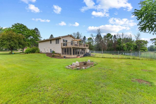 20075 Uplander Street NW, Oak Grove, MN 55011