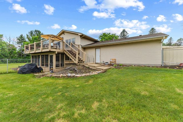 20075 Uplander Street NW, Oak Grove, MN 55011