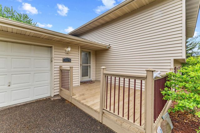 20075 Uplander Street NW, Oak Grove, MN 55011