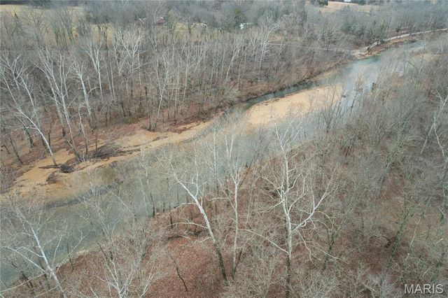 3 Madison 320, Fredericktown, MO 63655