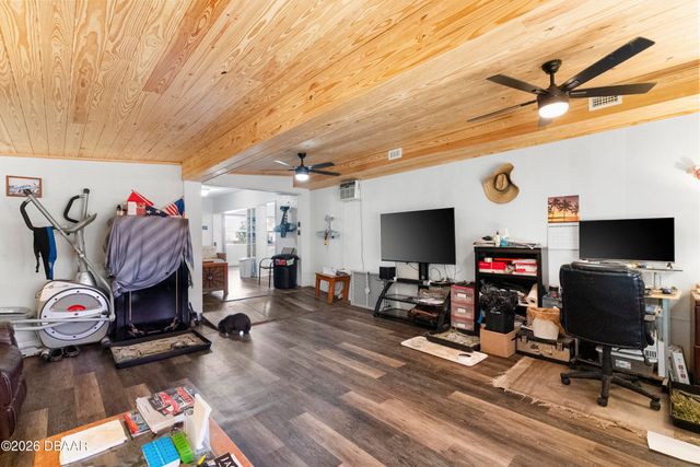 1247 Waverly Drive, Daytona Beach, FL 32118