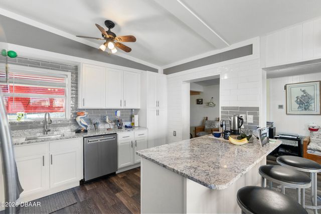 1247 Waverly Drive, Daytona Beach, FL 32118