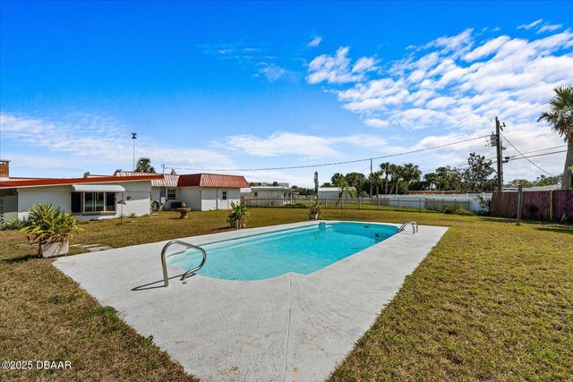 1247 Waverly Drive, Daytona Beach, FL 32118