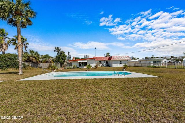 1247 Waverly Drive, Daytona Beach, FL 32118