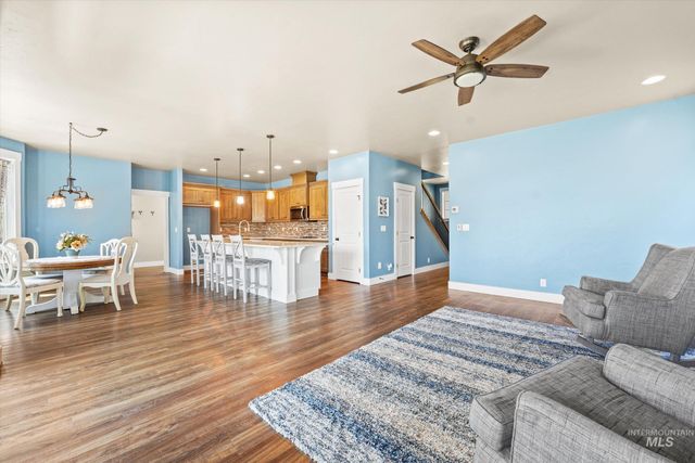 5697 W Kincreag St, Boise, ID 83714