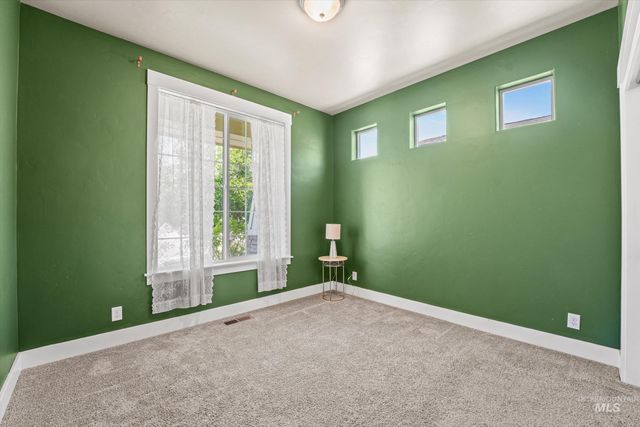 5697 W Kincreag St, Boise, ID 83714