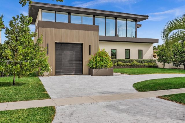 13045 Coronado Ter, North Miami, FL 33181