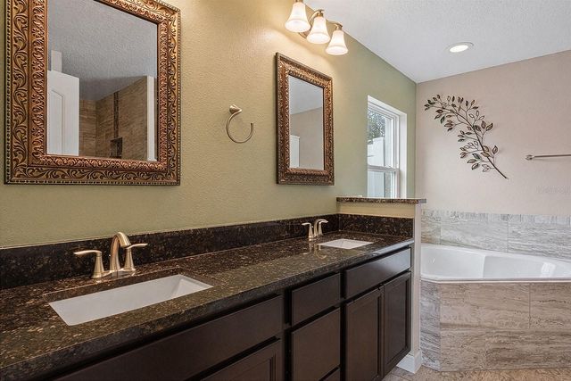 4840 OLD OAK TRAIL, St Cloud, FL 34771