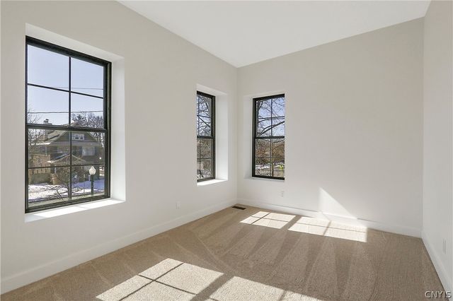 121 East Genesee Street, Auburn, NY 13021