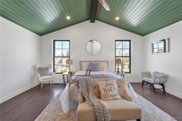 121 East Genesee Street, Auburn, NY 13021