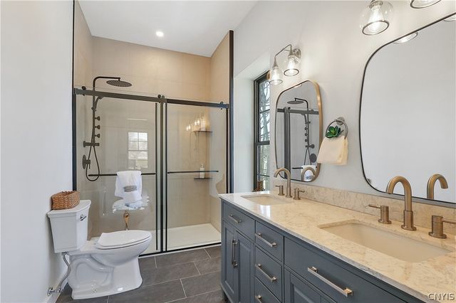 121 East Genesee Street, Auburn, NY 13021