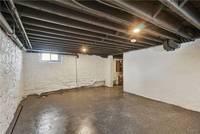 121 East Genesee Street, Auburn, NY 13021