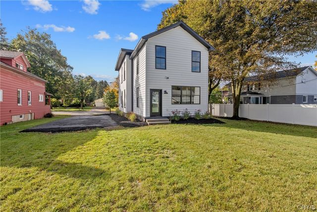 121 East Genesee Street, Auburn, NY 13021