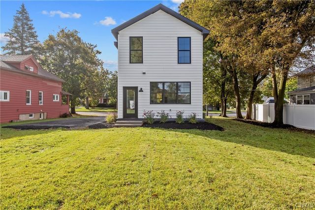 121 East Genesee Street, Auburn, NY 13021