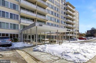 1301 S ARLINGTON RIDGE RD S #308, Arlington, VA 22202