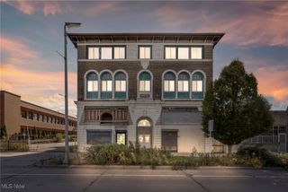 3226 Euclid Avenue, Cleveland, OH 44115