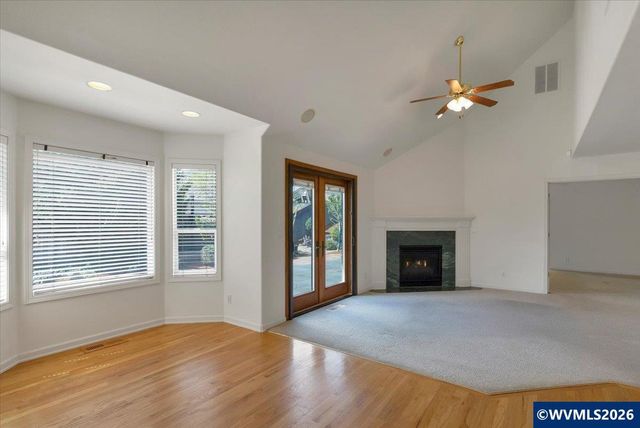 1764 Whitney Dr NW, Salem, OR 97304