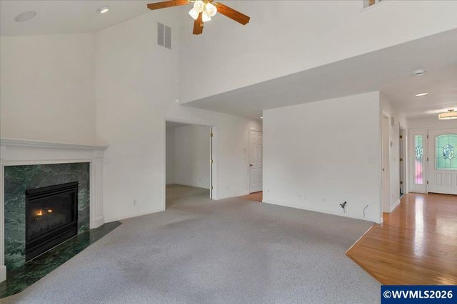 1764 Whitney Dr NW, Salem, OR 97304