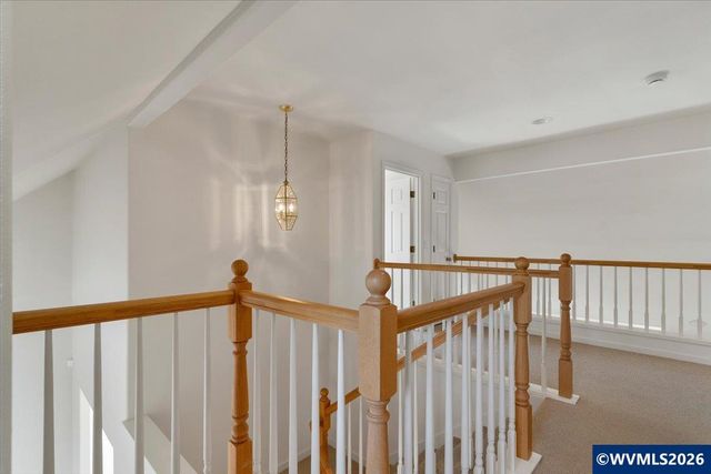 1764 Whitney Dr NW, Salem, OR 97304