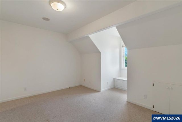 1764 Whitney Dr NW, Salem, OR 97304