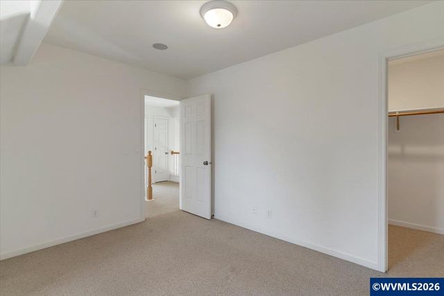 1764 Whitney Dr NW, Salem, OR 97304