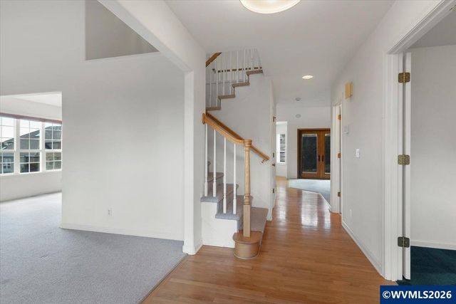 1764 Whitney Dr NW, Salem, OR 97304