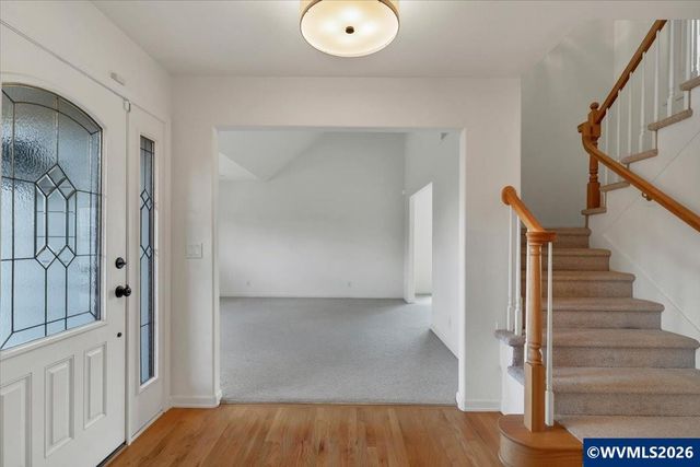 1764 Whitney Dr NW, Salem, OR 97304