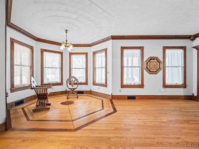 4318 Hawthorne Drive, Vernon, NY 13476