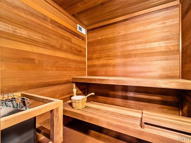 4318 Hawthorne Drive, Vernon, NY 13476