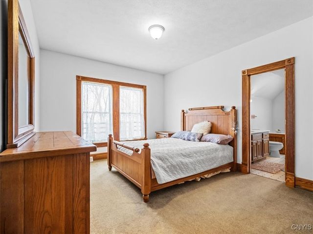 4318 Hawthorne Drive, Vernon, NY 13476