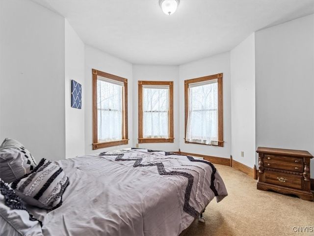 4318 Hawthorne Drive, Vernon, NY 13476