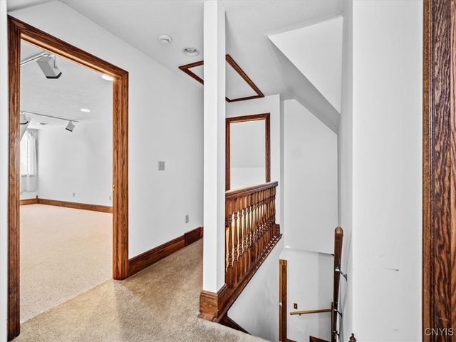 4318 Hawthorne Drive, Vernon, NY 13476