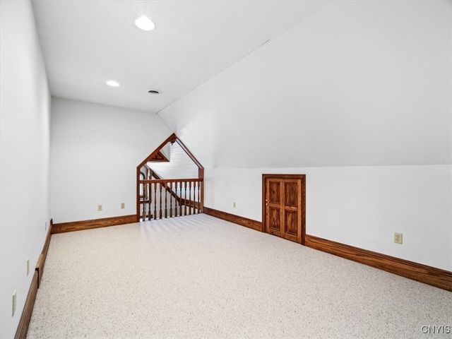 4318 Hawthorne Drive, Vernon, NY 13476