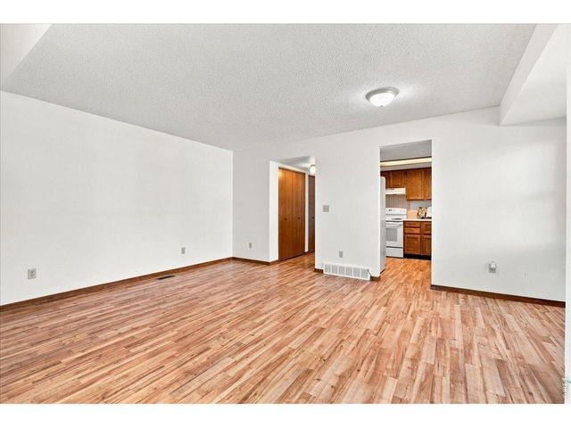 228 E 42nd St, Loveland, CO 80538